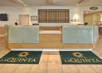 La Quinta Inn & Suites by Wyndham Danbury hotel thumbnail 2