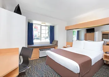 Microtel Inn & Suites by Wyndham Morgan Hill/San Jose Area hotel thumbnail 5