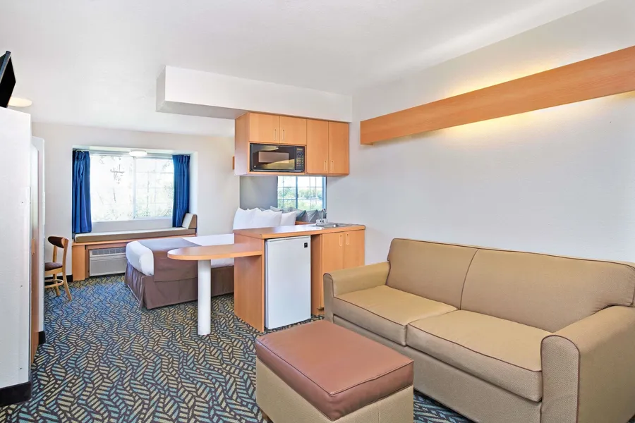 Microtel Inn & Suites by Wyndham Morgan Hill/San Jose Area hotel detail image 6