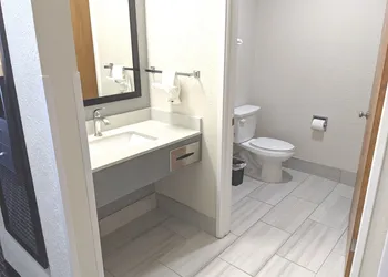 Quality Inn & Suites South San Jose / Morgan Hill hotel thumbnail 5