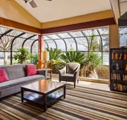 Best Western Plus Forest Park Inn hotel detail image 4