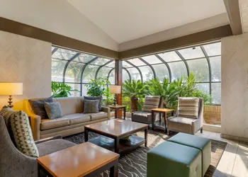 Best Western Plus Forest Park Inn hotel thumbnail 8