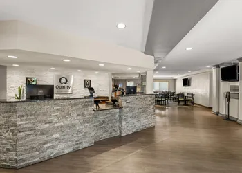 Quality Inn & Suites Denver International Airport hotel thumbnail 2