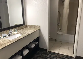 Quality Inn & Suites Denver International Airport hotel thumbnail 6