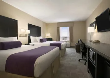 Days Inn by Wyndham Regina hotel thumbnail 4
