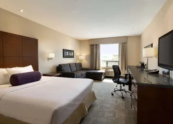 Days Inn by Wyndham Regina Airport West hotel thumbnail 5