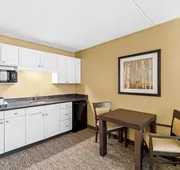 Best Western Plus Mariposa Inn & Conference Centre hotel detail image 7