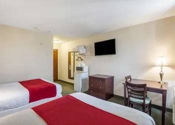 Knights Inn Orillia hotel thumbnail 7