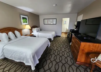 Ramada Bayside Inn & Suites Eureka hotel thumbnail 6