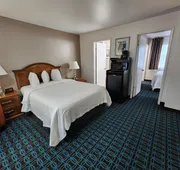 Ramada Bayside Inn & Suites Eureka hotel detail image 3