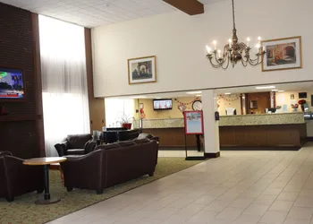 Clarion Hotel & Conference Center Lansing West hotel thumbnail 6