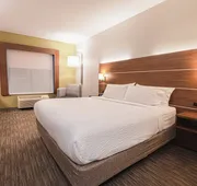 Holiday Inn Express Hotel & Suites East Lansing by IHG hotel detail image 3