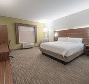 Holiday Inn Express Hotel & Suites East Lansing by IHG hotel detail image 7