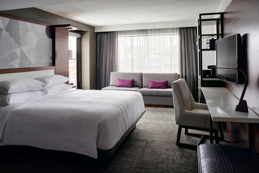 Marriott East Lansing at University Place hotel detail image 6