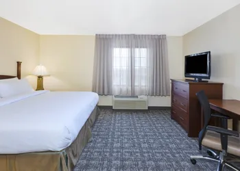 Staybridge Suites Lansing - Okemos by IHG hotel thumbnail 6
