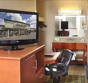 Quality Inn University hotel detail image 4