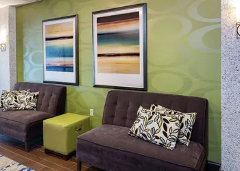 Hampton Inn East Lansing hotel thumbnail 2
