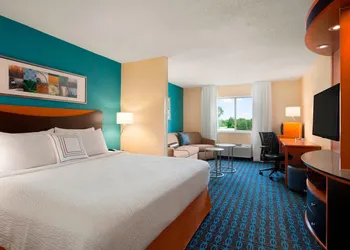 Fairfield Inn & Suites Lansing West hotel thumbnail 4