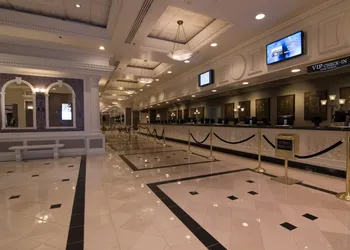 Circus Circus Reno – A Caesars Rewards Destination hotel thumbnail 3