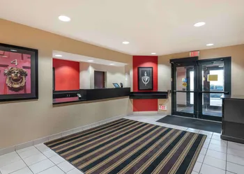 Extended Stay America Select Suites - Peoria - North hotel thumbnail 2