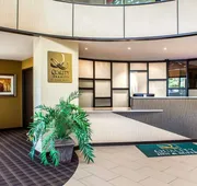 Quality Inn & Suites Peoria North hotel detail image 3