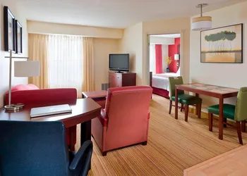 Residence Inn By Marriott Peoria hotel thumbnail 3