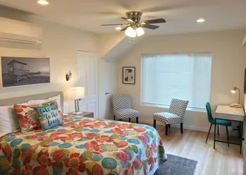 Sea View Inn at the Beach hotel thumbnail 6