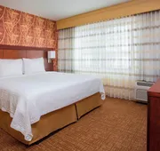 Courtyard by Marriott Peoria hotel detail image 5