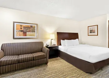 Quality Inn Mount Vernon hotel thumbnail 6
