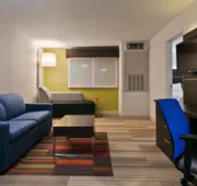 Holiday Inn Express & Suites Burlington by IHG hotel detail image 3