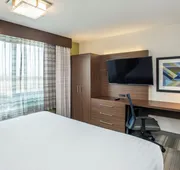 Holiday Inn Express & Suites Medicine Hat Transcanada Hwy 1 by IHG hotel detail image 4
