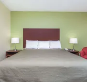 Howard Johnson by Wyndham Athens hotel detail image 3