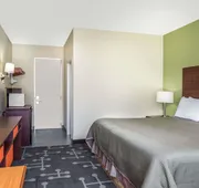 Howard Johnson by Wyndham Athens hotel detail image 7