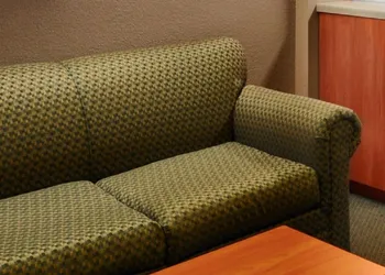 Parry Sound Inn & Suites hotel thumbnail 7