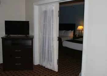 SureStay Plus Hotel by Best Western Coralville Iowa City hotel thumbnail 5