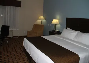 SureStay Plus Hotel by Best Western Coralville Iowa City hotel thumbnail 8