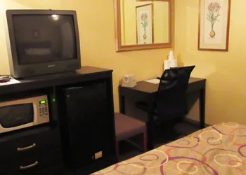 Red Rock Inn hotel thumbnail 4
