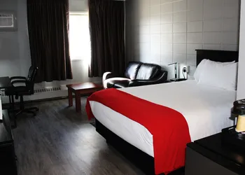 Slave Lake Inn & Conference Centre hotel thumbnail 5