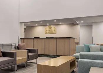 Wingate by Wyndham Green Bay/Airport hotel thumbnail 3