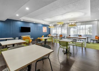 Spark by Hilton Green Bay hotel thumbnail 6