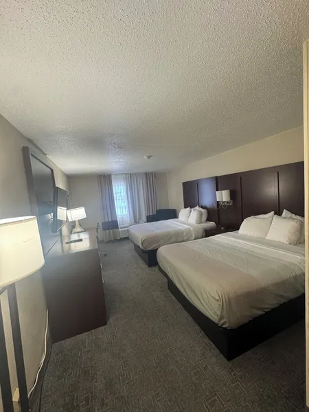 Quality Inn & Suites Green Bay - Ashwaubenon hotel detail image 6