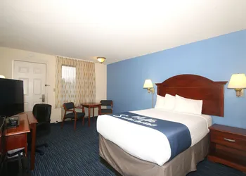 Days Inn by Wyndham Winston Salem North hotel thumbnail 4