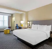 Comfort Suites Hanes Mall hotel detail image 4
