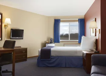 Travelodge by Wyndham Motel of St Cloud hotel thumbnail 5