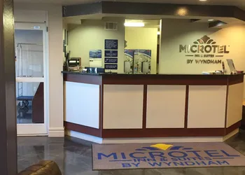 Microtel Inn & Suites by Wyndham Bremen hotel thumbnail 2