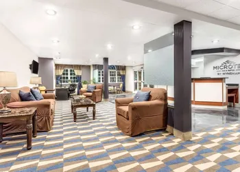 Microtel Inn & Suites by Wyndham Bremen hotel thumbnail 4