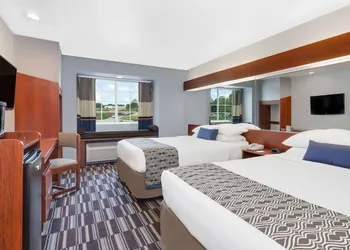 Microtel Inn & Suites by Wyndham Bremen hotel thumbnail 6