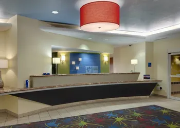 Holiday Inn Express Hotel & Suites Saginaw by IHG hotel thumbnail 2