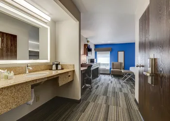 The Alexis Inn & Suites - Nashville Airport hotel thumbnail 6