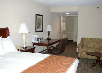 Sturbridge Host Hotel & Conference Center hotel thumbnail 5